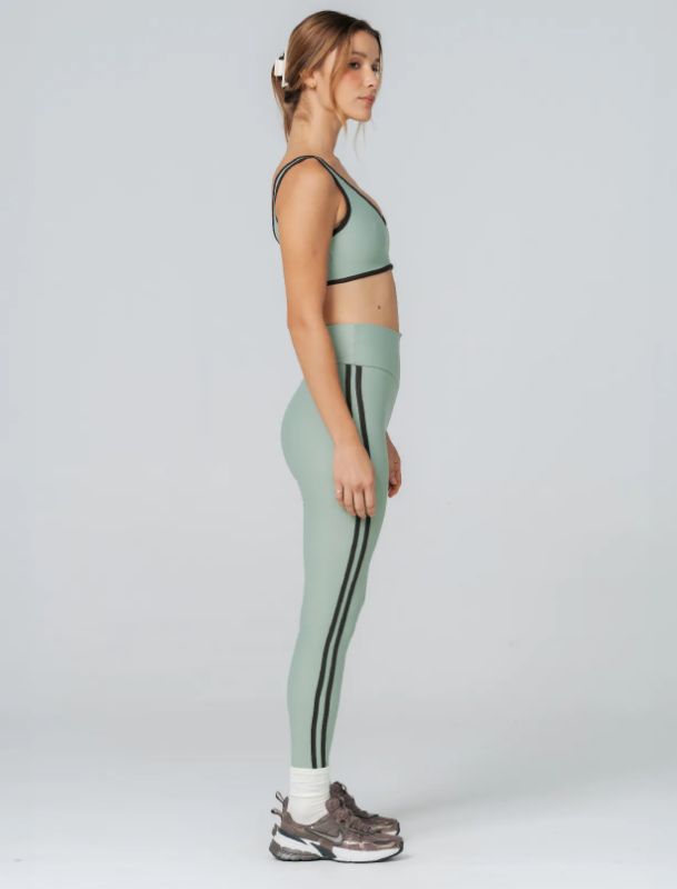 LEGGING ACTION