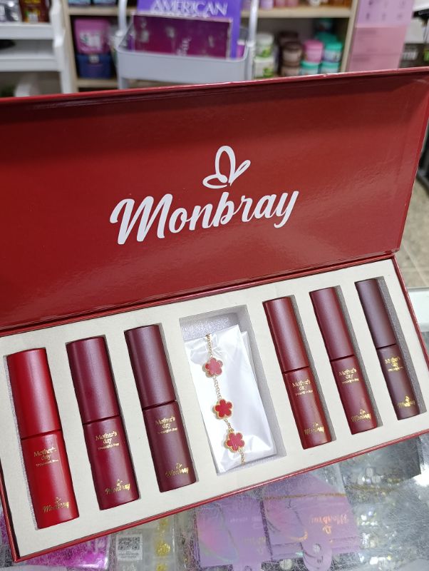 COLECCIÓN DEL DIA DE LAS MADRES MONBRAY