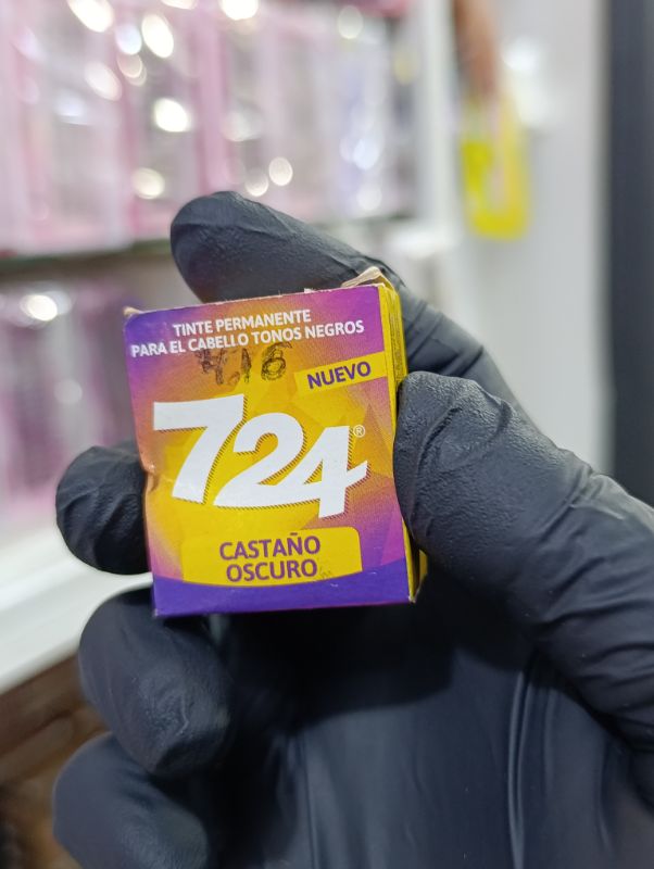 724 MARRON