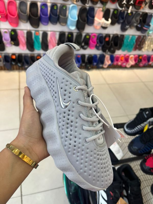 Zapatos Nike Mind 002