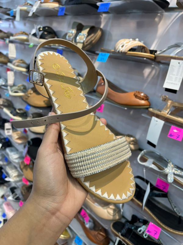 Sandalias con pedreria