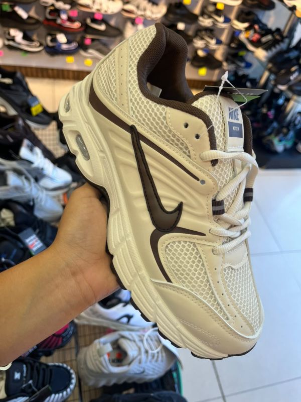 Zapato Nike Air Max Moto 2K