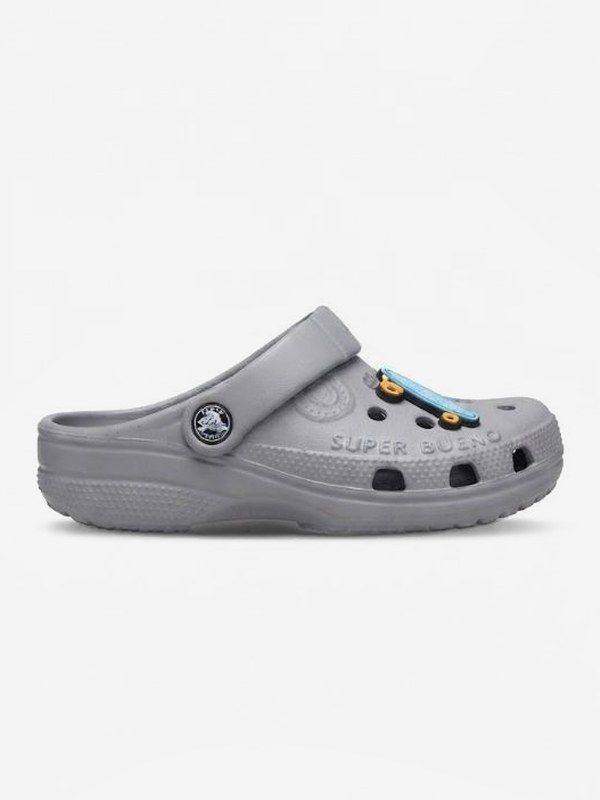 Zuecos de goma super bueno