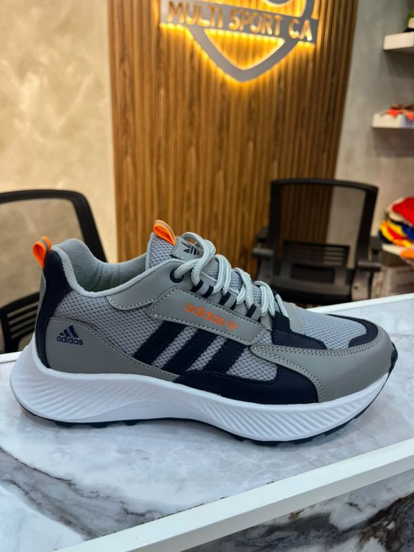 Zapato deportivo Adidas