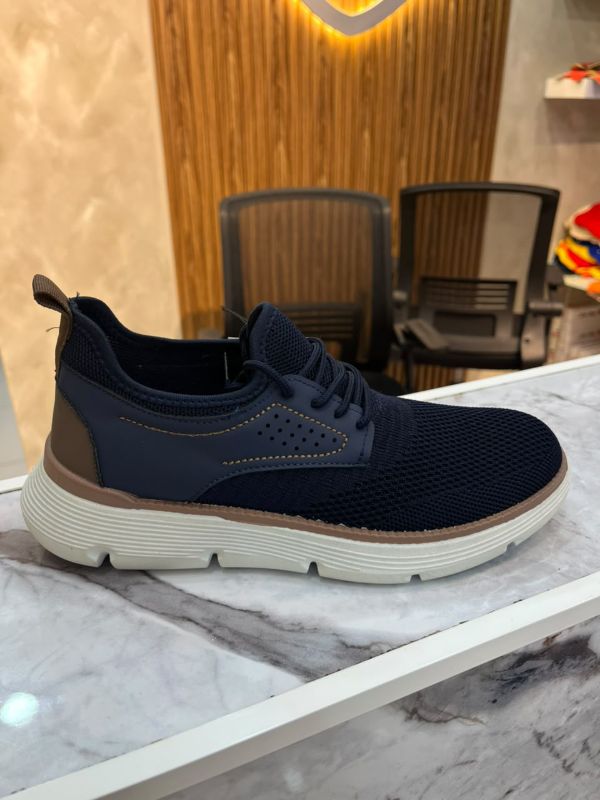 Zapato casual híbrido tipo Oxford