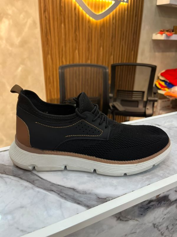 Zapato casual híbrido tipo Oxford