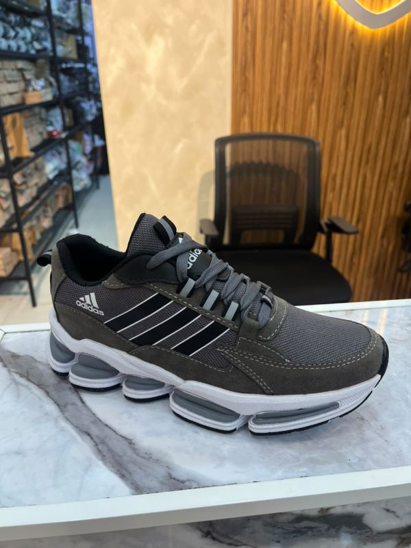 Zapato Adidas Stabil 16