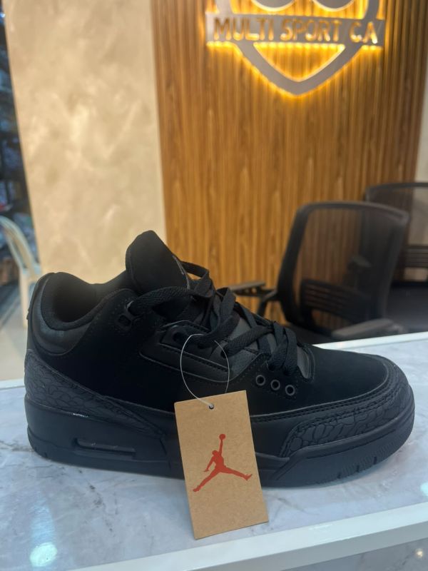 Bota Nike Air Jordan 4 Retro Negra