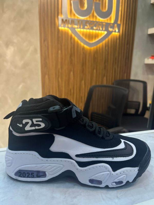 Bota Nike Air Griffey Max 1 2025