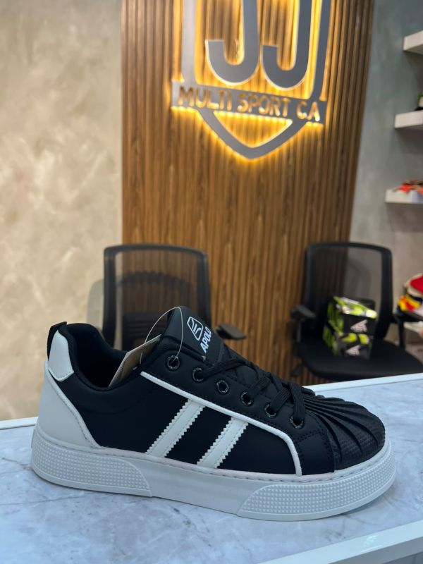 Zapatillas urbanas de corte bajo Apolo