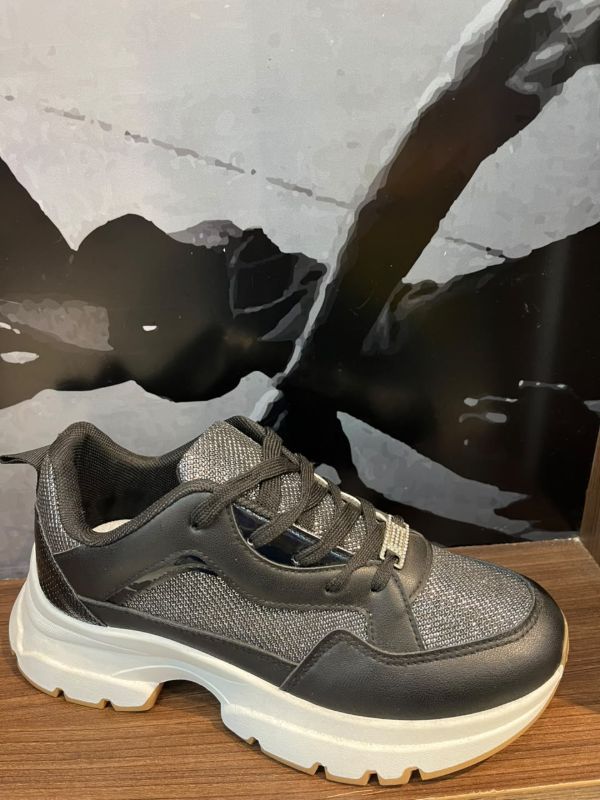 Zapatilla urbana Renvill